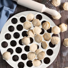 Pierożnica do Uszek Mini Pierogów 24 cm VILDE z Formą na 37 sztuk